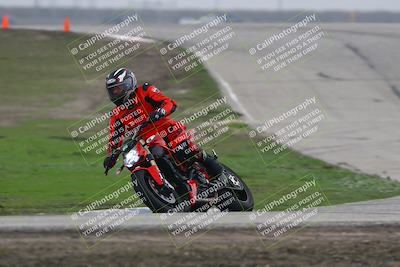 media/Nov-29-2025-TrackDaz (Sat) [[10ae2d9bce]]/B Group/Session 3 (Outside Grapevine)/